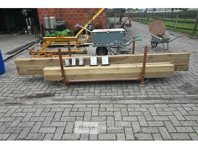 Partij houten balken + metalen schoorbak - afbeelding 3 van  5