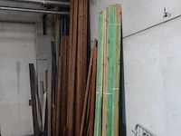 Partij houten gevelbekleding - afbeelding 2 van  4