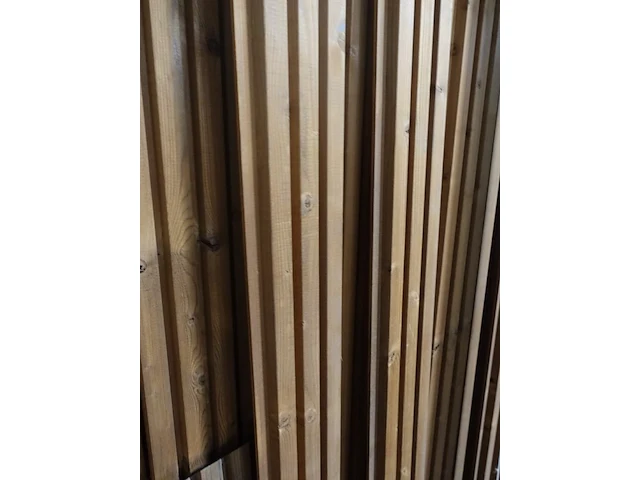 Partij houten gevelbekleding - afbeelding 3 van  4