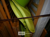 Partij houten kinderbedden + matras + speelgoed - afbeelding 5 van  7