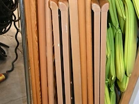 Partij houten kinderbedden + matras + speelgoed - afbeelding 6 van  7