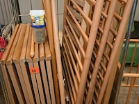 Partij houten kinderbedden - afbeelding 2 van  7