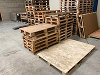 Partij houten palletten - afbeelding 3 van  4