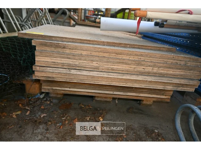 Partij houten platen - afbeelding 2 van  4
