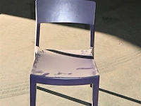 Partij houten stapelstoelen - afbeelding 3 van  4