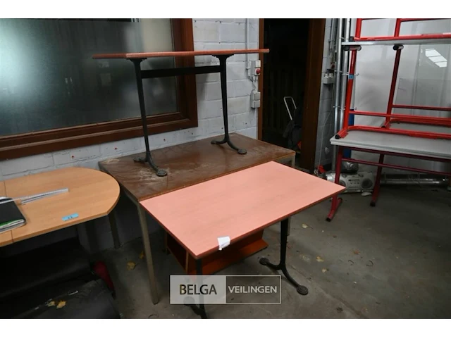 Partij houten tafels - afbeelding 3 van  5