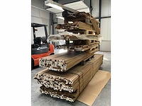 Partij houten thermo ayous gevelbekleding - afbeelding 3 van  7