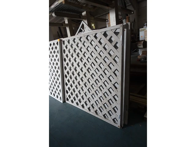 Partij houten tuinpanelen - afbeelding 3 van  4