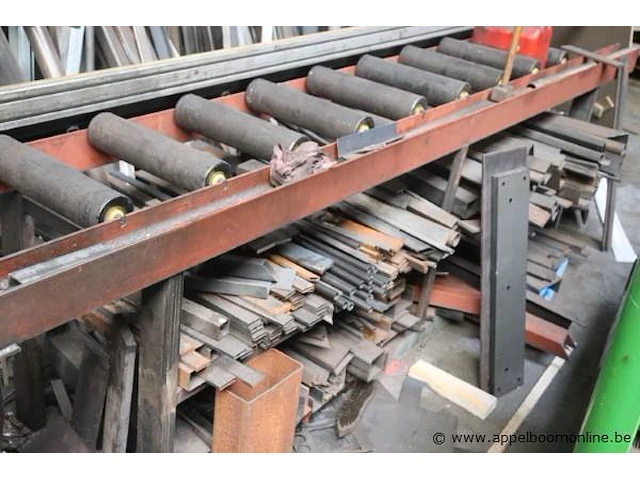 Partij ijzermaterialen op diverse plaatsen - afbeelding 3 van  6