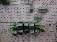 Partij ijzerwaren pgb-fasteners - afbeelding 4 van  5