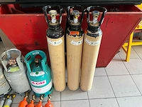 Partij industriële gassen - afbeelding 4 van  14