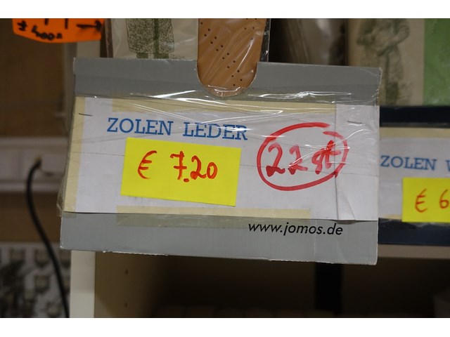 Partij inlegzolen + veters - afbeelding 34 van  36