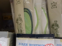 Partij inlegzolen + veters - afbeelding 35 van  36