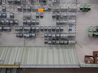 Partij inox ijzerwaren pgb-fasteners - afbeelding 1 van  4