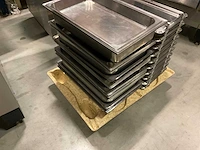 Partij inox presentatie plateaus en gn bakken - afbeelding 4 van  4