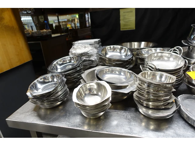 Partij inox schalen - afbeelding 8 van  8