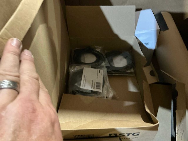 Partij installatiematerialen - afbeelding 8 van  8