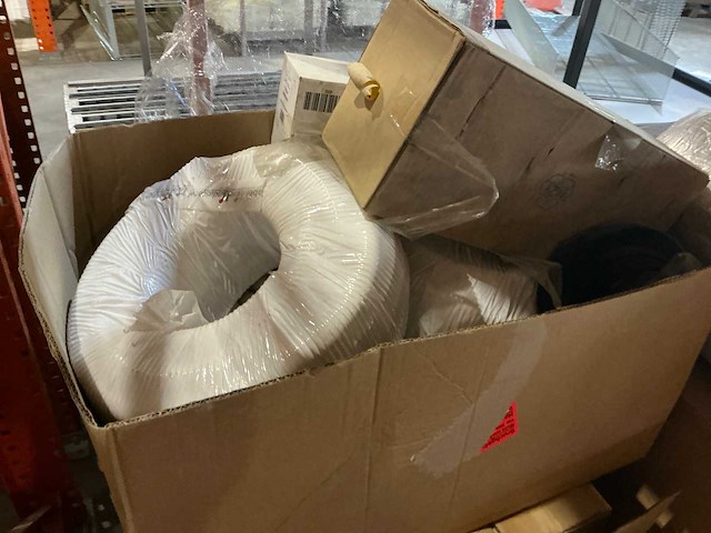 Partij installatiematerialen - afbeelding 11 van  11