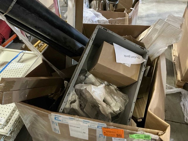 Partij installatiematerialen - afbeelding 4 van  11