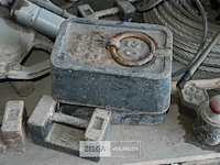 Partij kabelmaterialen en gewichten - afbeelding 2 van  7