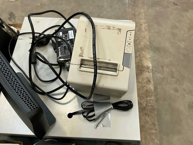 Partij kantoorbenodigdheden - afbeelding 8 van  9