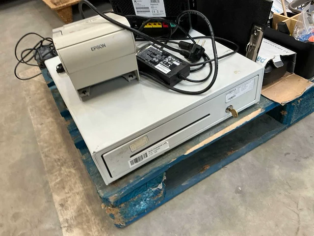 Partij kantoorbenodigdheden - afbeelding 9 van  9