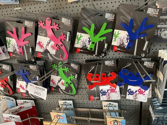 Partij kapstokken deels inox - afbeelding 11 van  13