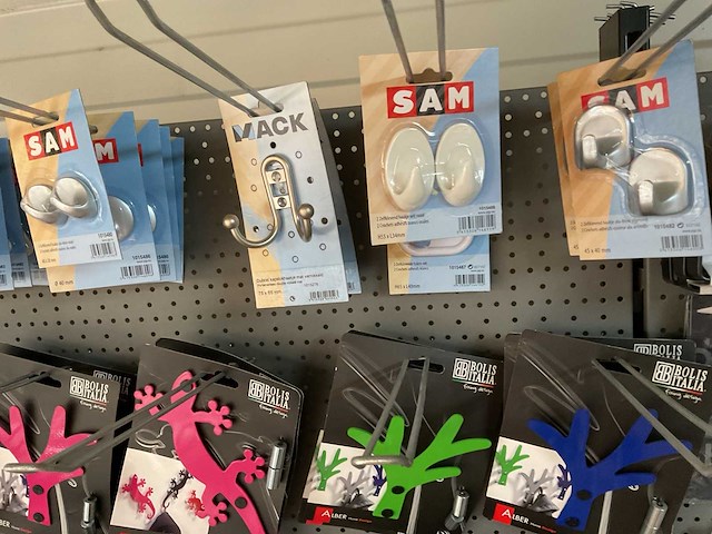 Partij kapstokken deels inox - afbeelding 12 van  13