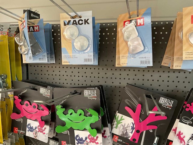 Partij kapstokken deels inox - afbeelding 13 van  13