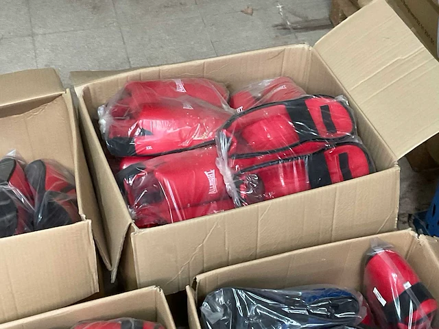 Partij karate artikelen - afbeelding 8 van  8