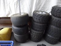 Partij kartbanden + standaard - afbeelding 2 van  6