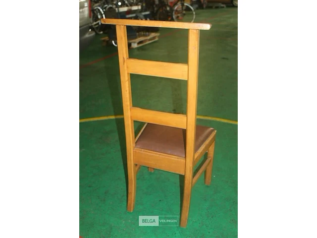 Partij kerkstoelen - afbeelding 3 van  6
