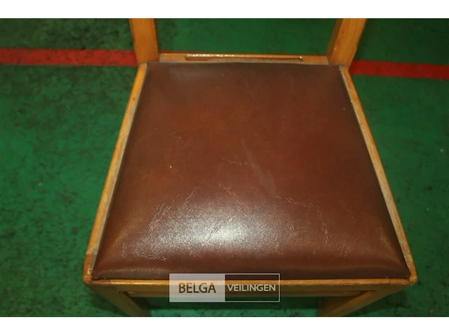 Partij kerkstoelen - afbeelding 4 van  6
