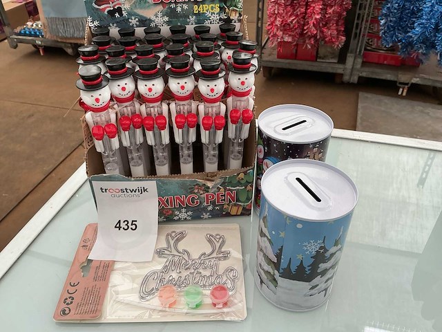 Partij kerst- & seizoensartikelen - afbeelding 1 van  1