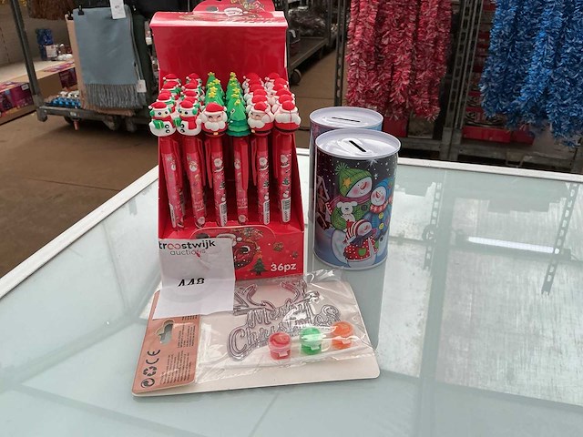 Partij kerst- & seizoensartikelen - afbeelding 1 van  1