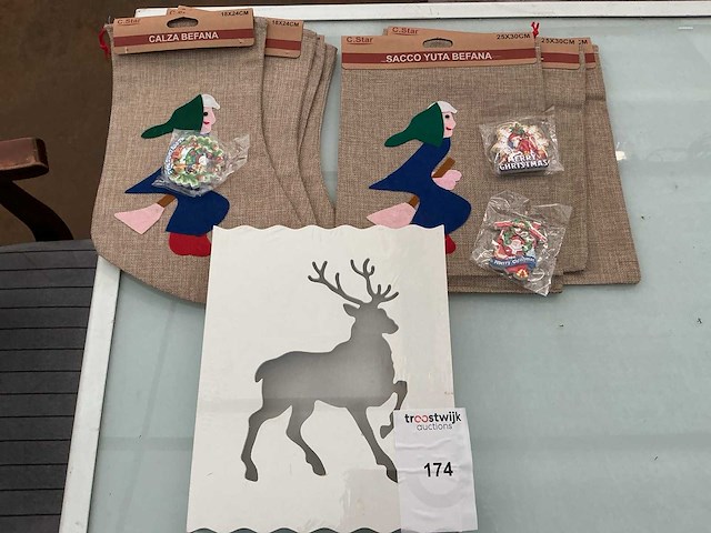 Partij kerst decoratie. - afbeelding 1 van  2