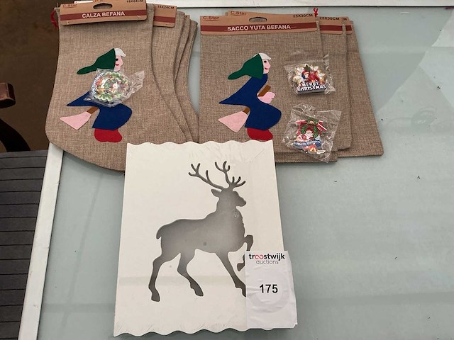 Partij kerst decoratie. - afbeelding 1 van  2