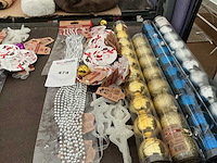 Partij kerst decoratie. - afbeelding 1 van  1