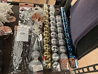 Partij kerst decoratie. - afbeelding 1 van  1