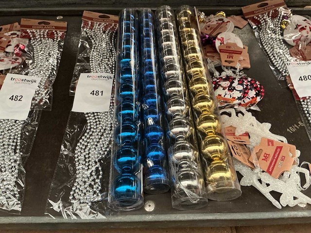 Partij kerst decoratie. - afbeelding 1 van  1