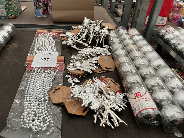 Partij kerst decoratie. - afbeelding 1 van  1