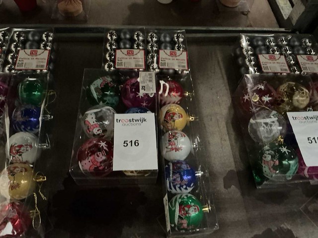 Partij kerst decoratie. - afbeelding 1 van  1