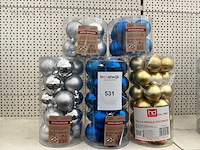 Partij kerstballen. - afbeelding 1 van  1