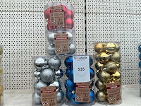 Partij kerstballen. - afbeelding 1 van  1