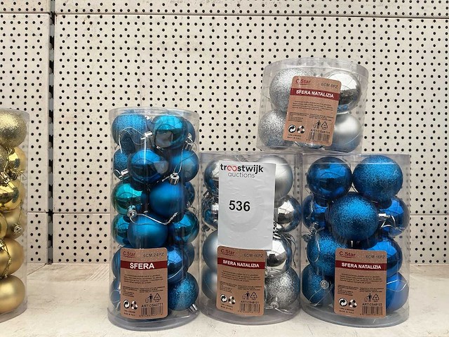 Partij kerstballen. - afbeelding 1 van  1