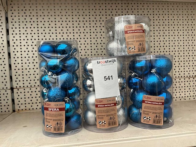 Partij kerstballen. - afbeelding 1 van  1