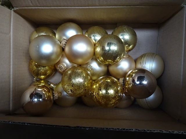 Partij kerstdecoratie + kerstboom - afbeelding 7 van  9