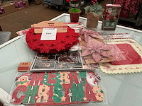 Partij kerstdecoratie. - afbeelding 1 van  1