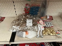 Partij kerstdecoratie. - afbeelding 1 van  1