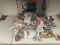 Partij kerstdecoratie. - afbeelding 1 van  1